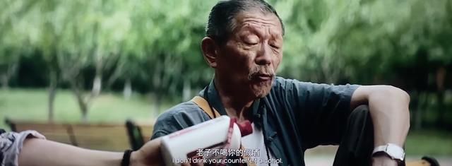 送人礼品送什么好女士（送人礼品送什么好呢）